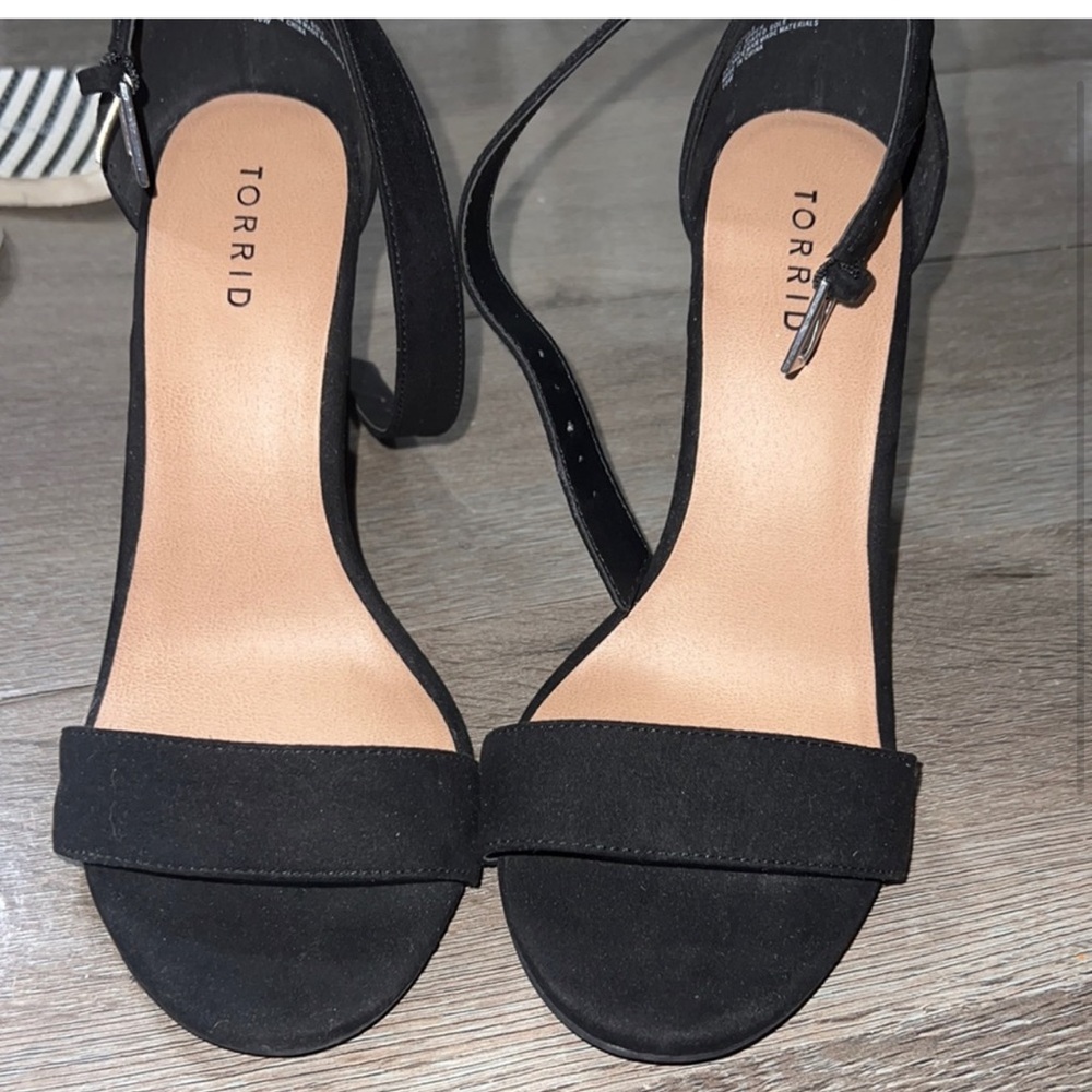 Size 10 Torrid Strap Black Heels